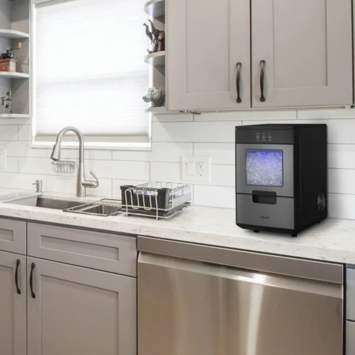 Newair 44lb Countertop Nugget Ice Maker in Black - Image 2