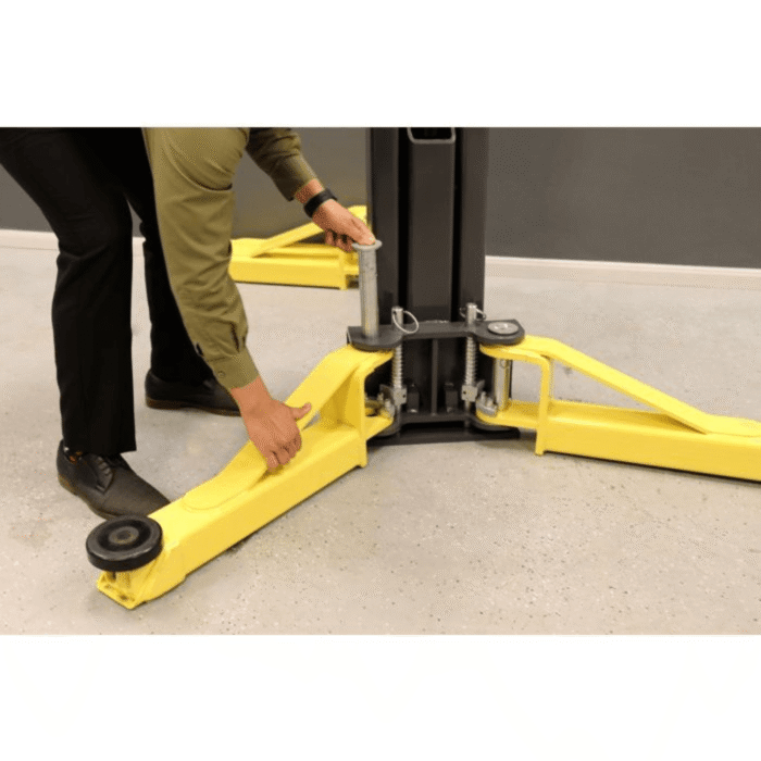 MaxJax M7K Portable Car Lift – 7,000 LB Capacity - Image 2