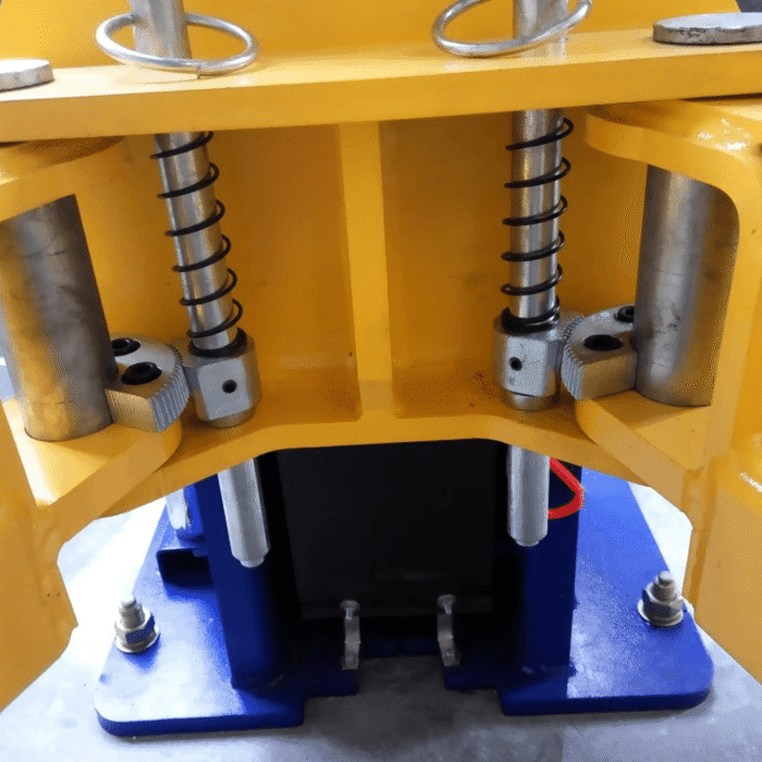 10000 LB Heavy Duty 2-Post Lift - Image 4
